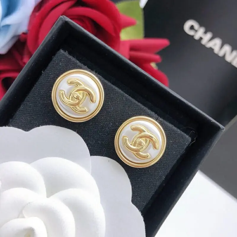 chanel boucles doreilles pour femme s_123a7531